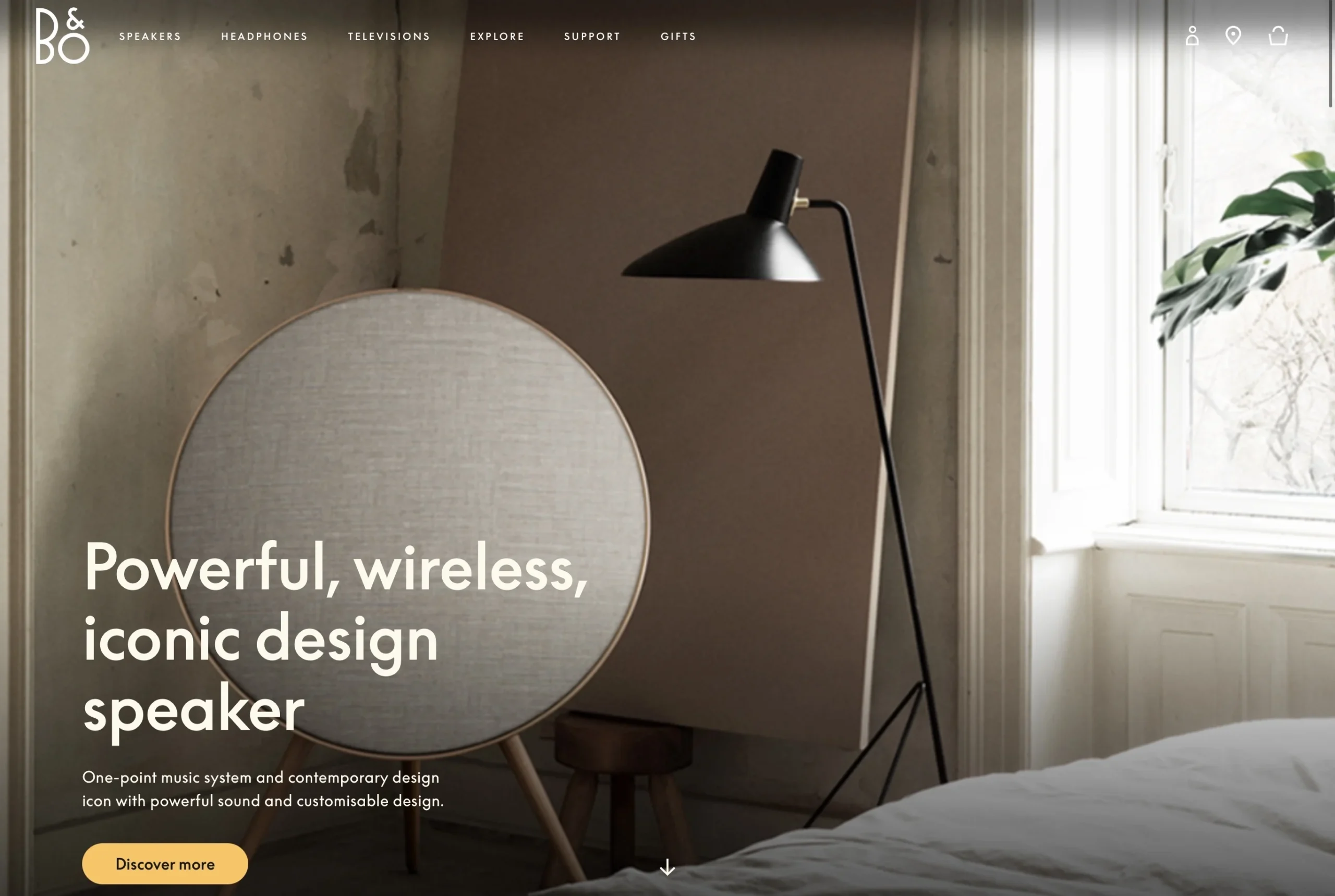 Minimalist web design trends displaying clean user interfaces